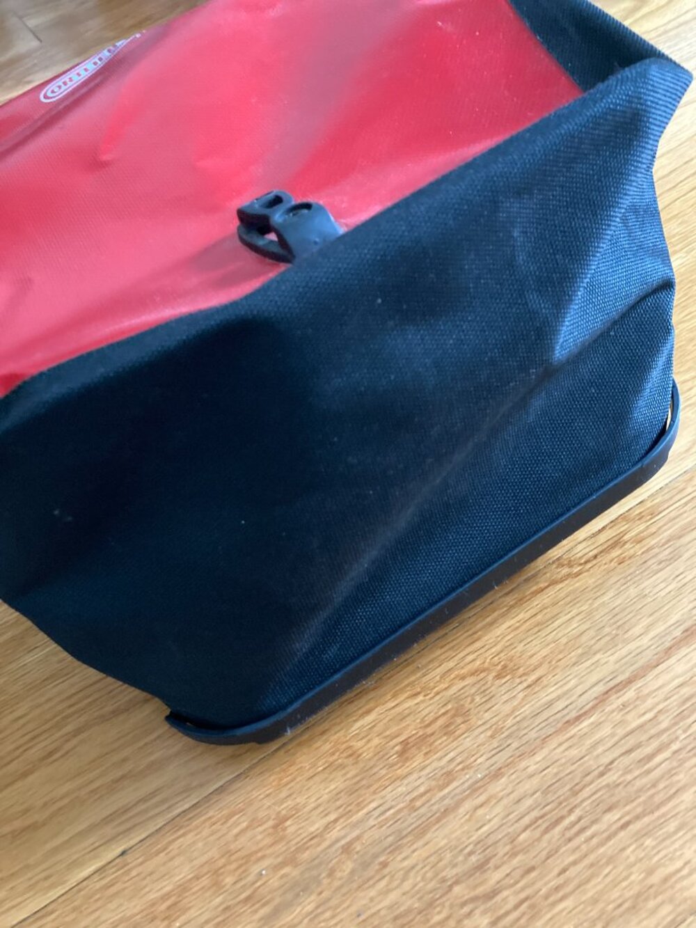 Ortlieb Back-Roller Classic Pannier Bike Bag - Picture 6 of 8